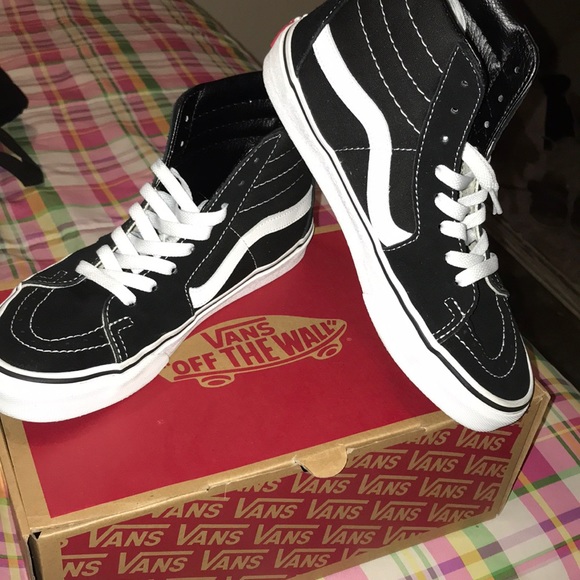 SOLD—High top vans🖤 - Picture 3 of 4